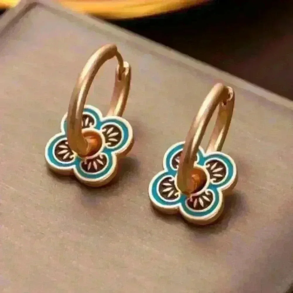 Clover Enamel Pendant & Earrings Set in Gold Necklace